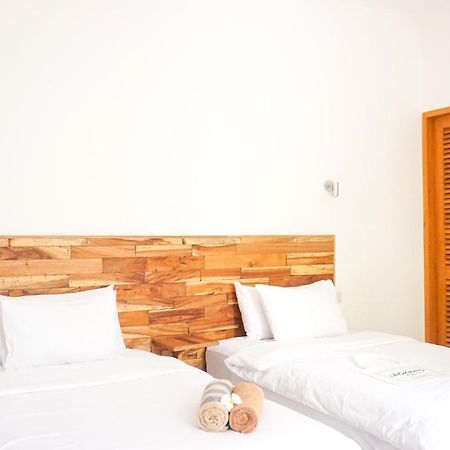 Ibludan Hotel Senggigi Kültér fotó
