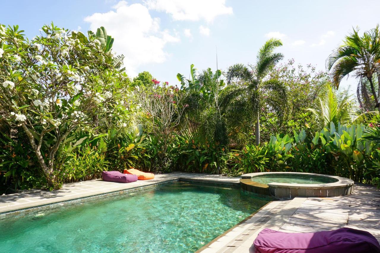 Ibludan Hotel Senggigi Kültér fotó