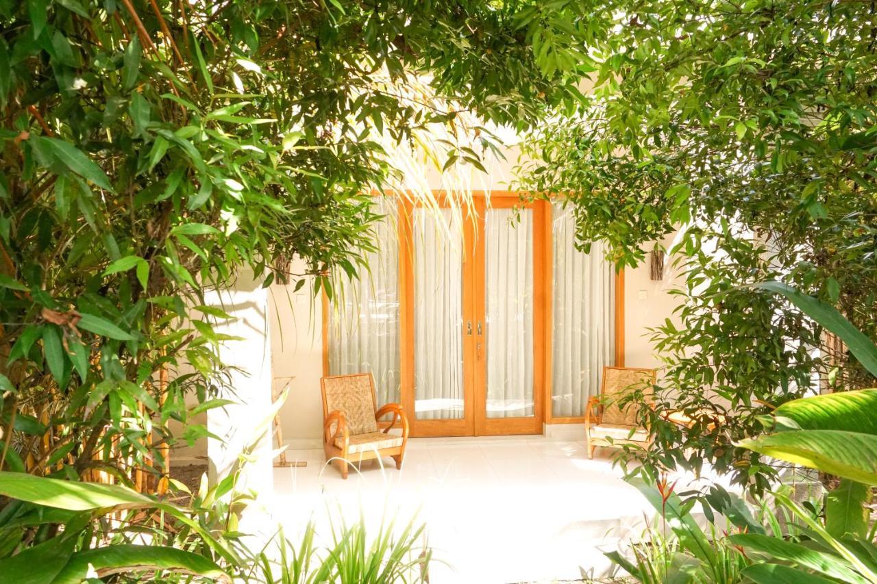 Ibludan Hotel Senggigi Kültér fotó