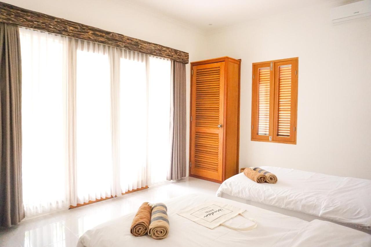 Ibludan Hotel Senggigi Kültér fotó